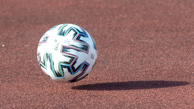 设计和坚定 设计和坚定